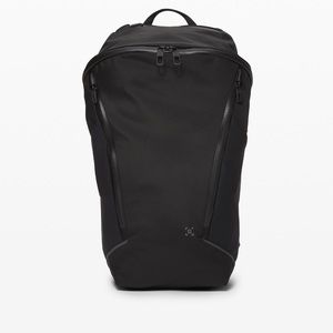 Lululemon More Miles Backpack 17L Black